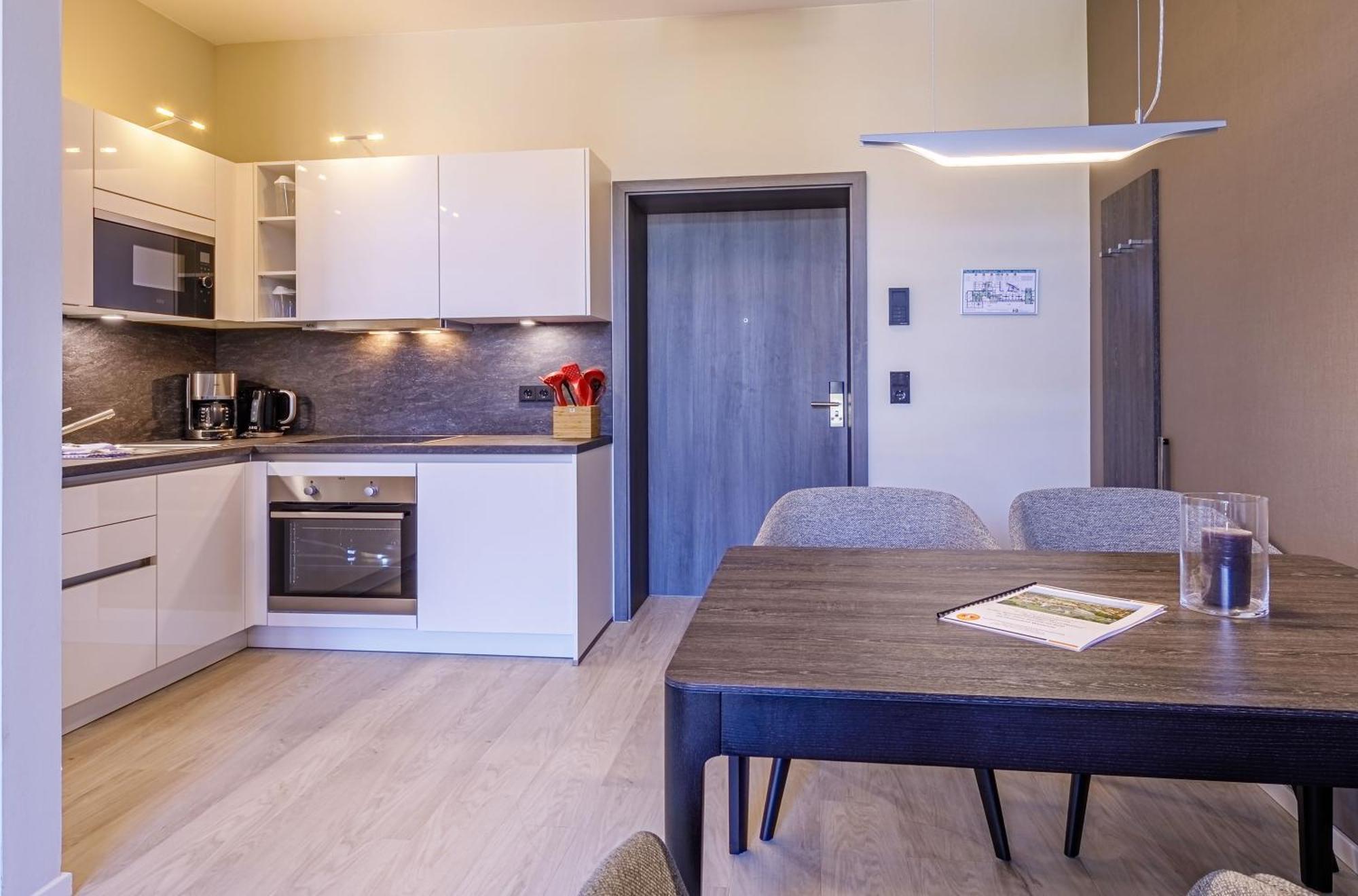 Aparthotel Zwei Wasser - Alte Seefahrtschule Wustrow  Zimmer foto